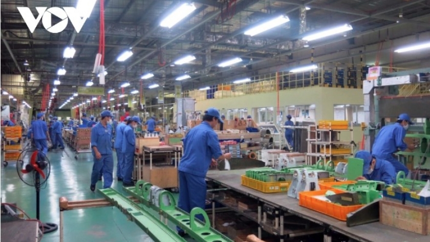 Vietnam becomes leader in global production shift trend